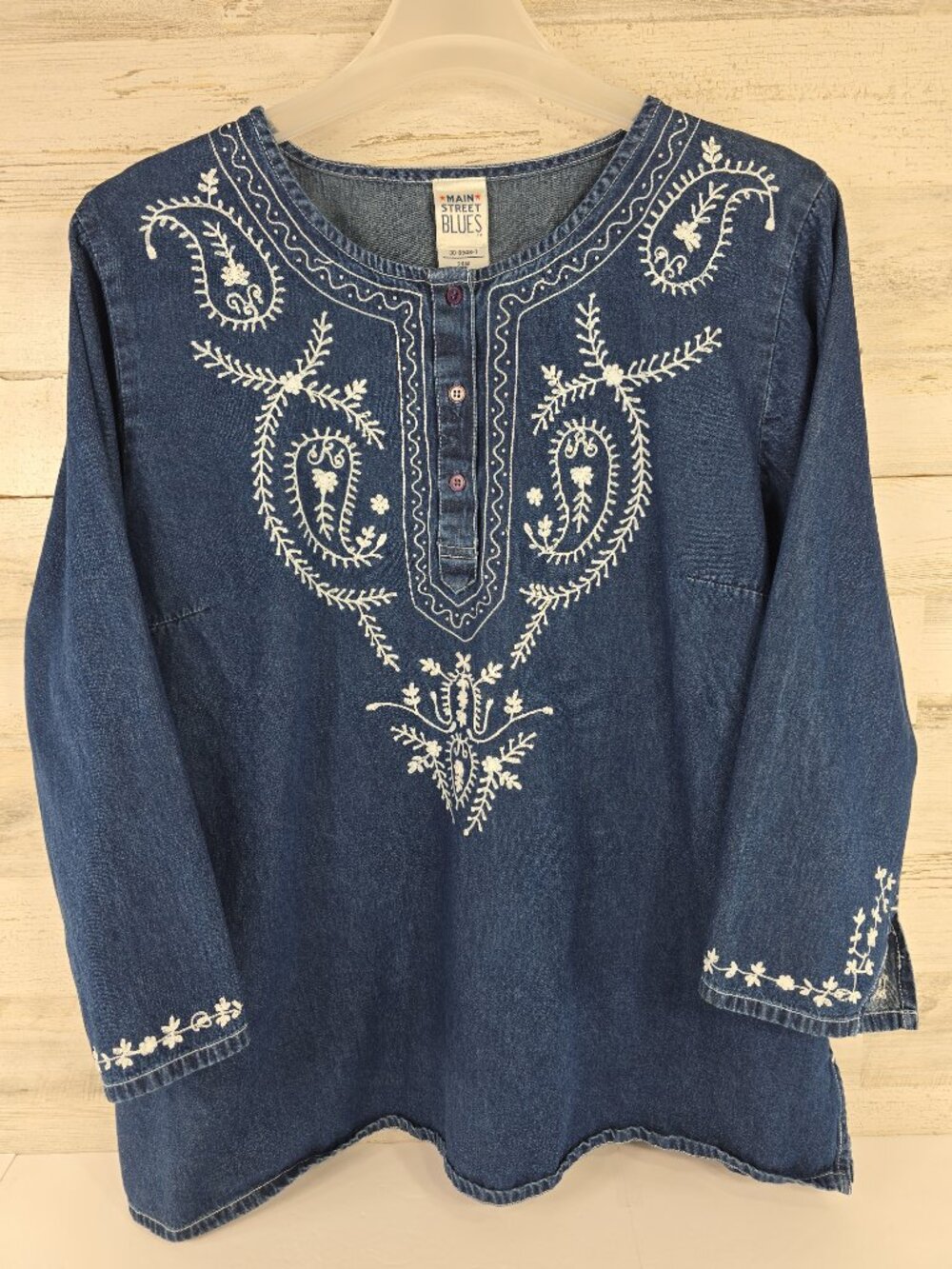 Main Street Blues blue denim top white paisley and floral WOMEN'S PLUS SIZE 24 W